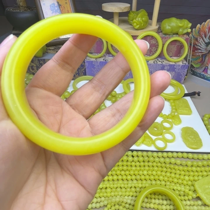 龙***风新疆若羌黄口手镯