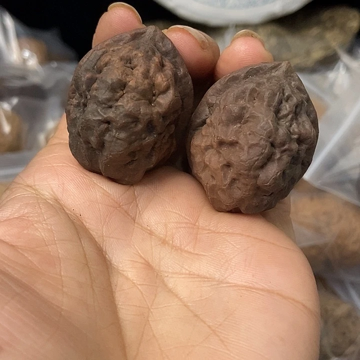 把件文玩核桃云南铁核桃基地73