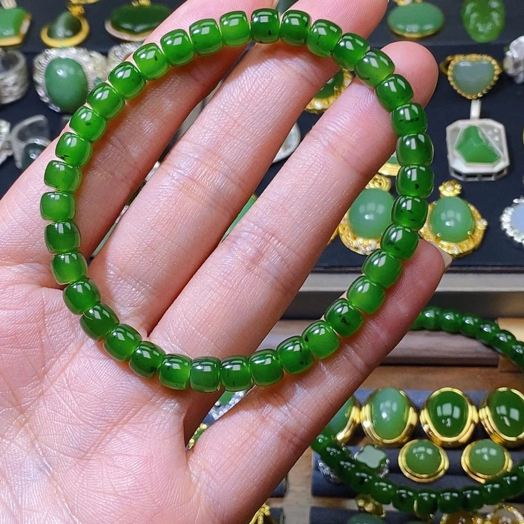 小****和田玉（碧玉）未镶嵌戒指