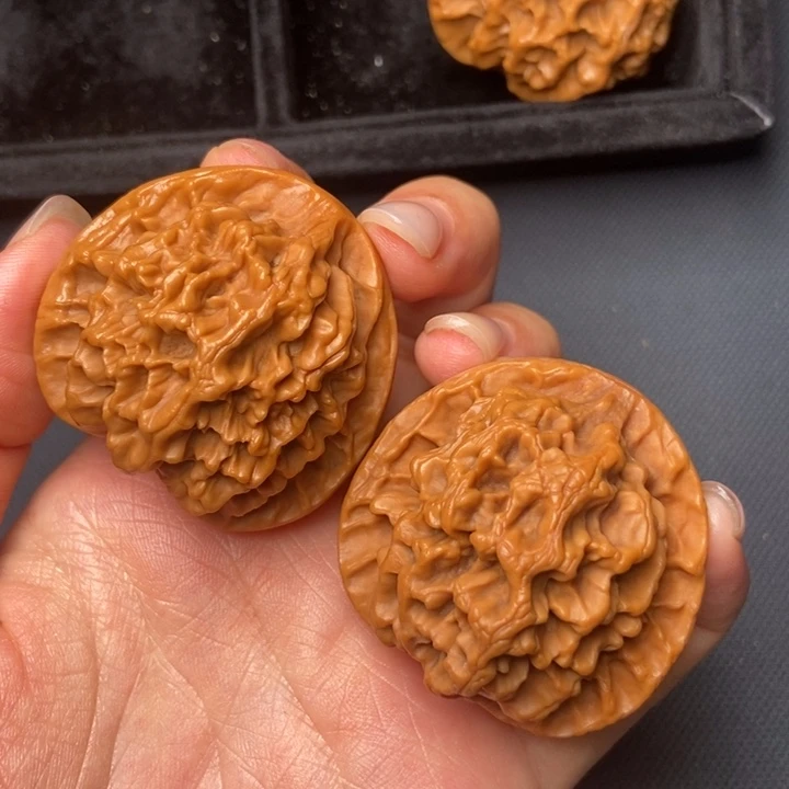 文玩核桃吊坠秦岭核桃