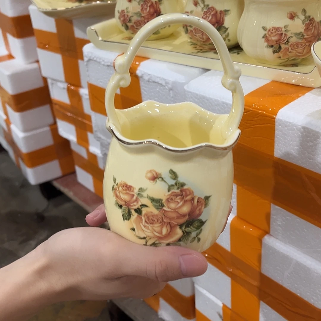 星博陶瓷有限公司