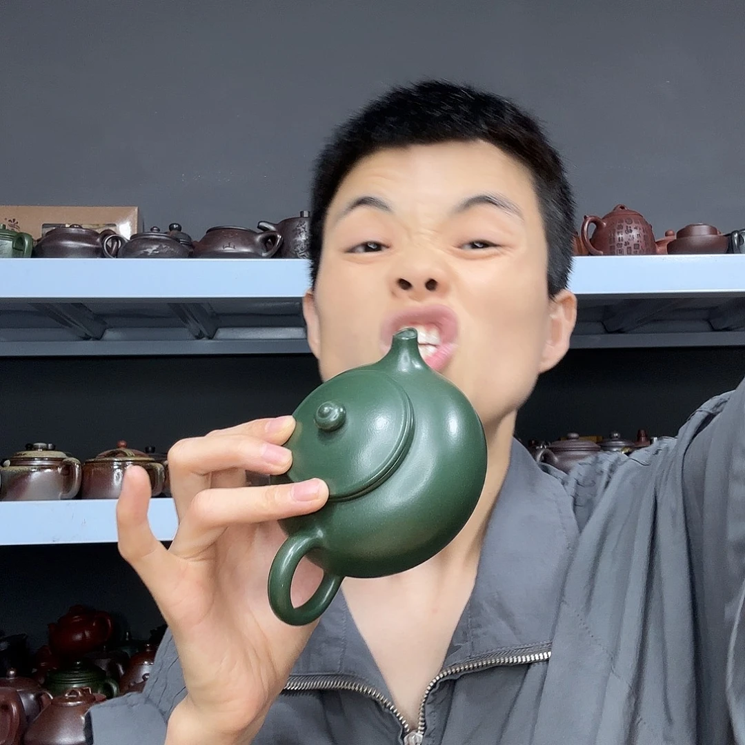 茶壶底槽青民间手艺人全手工制作