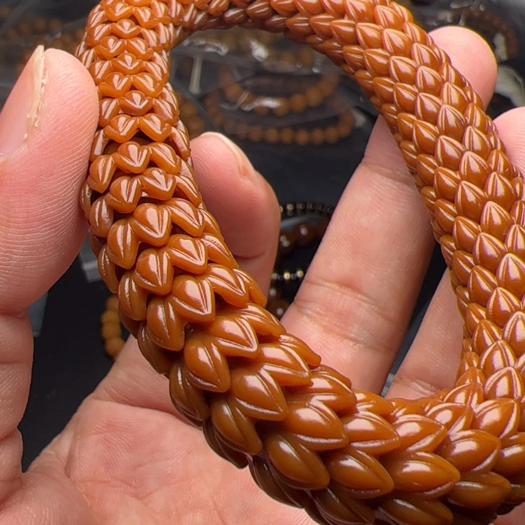 猴头核桃吊坠组图