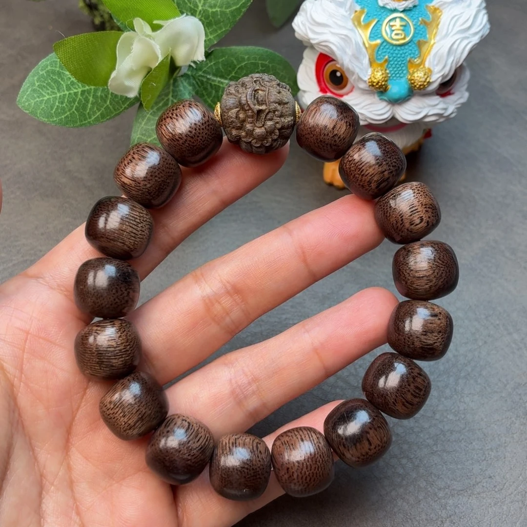 沉香碎屑沉香佛珠越南芽庄白奇楠瘤疤古董料1.4