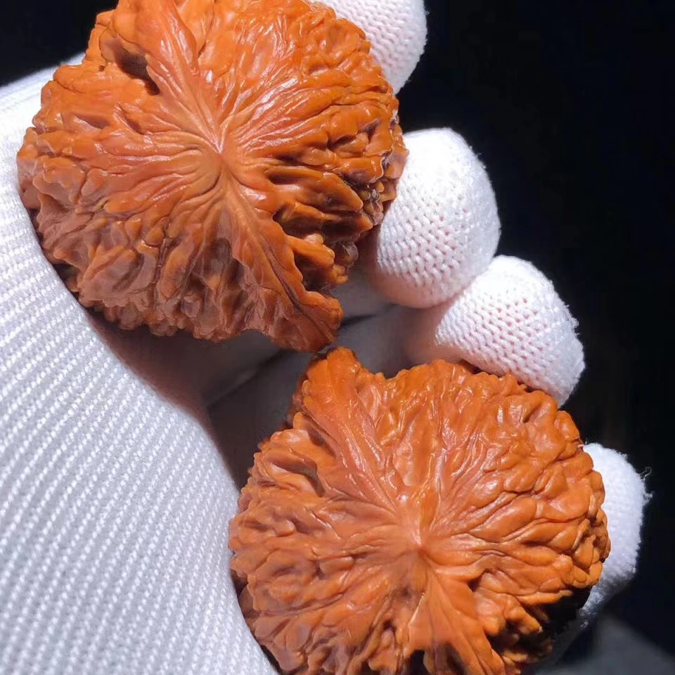 文玩核桃狮子头精品把件