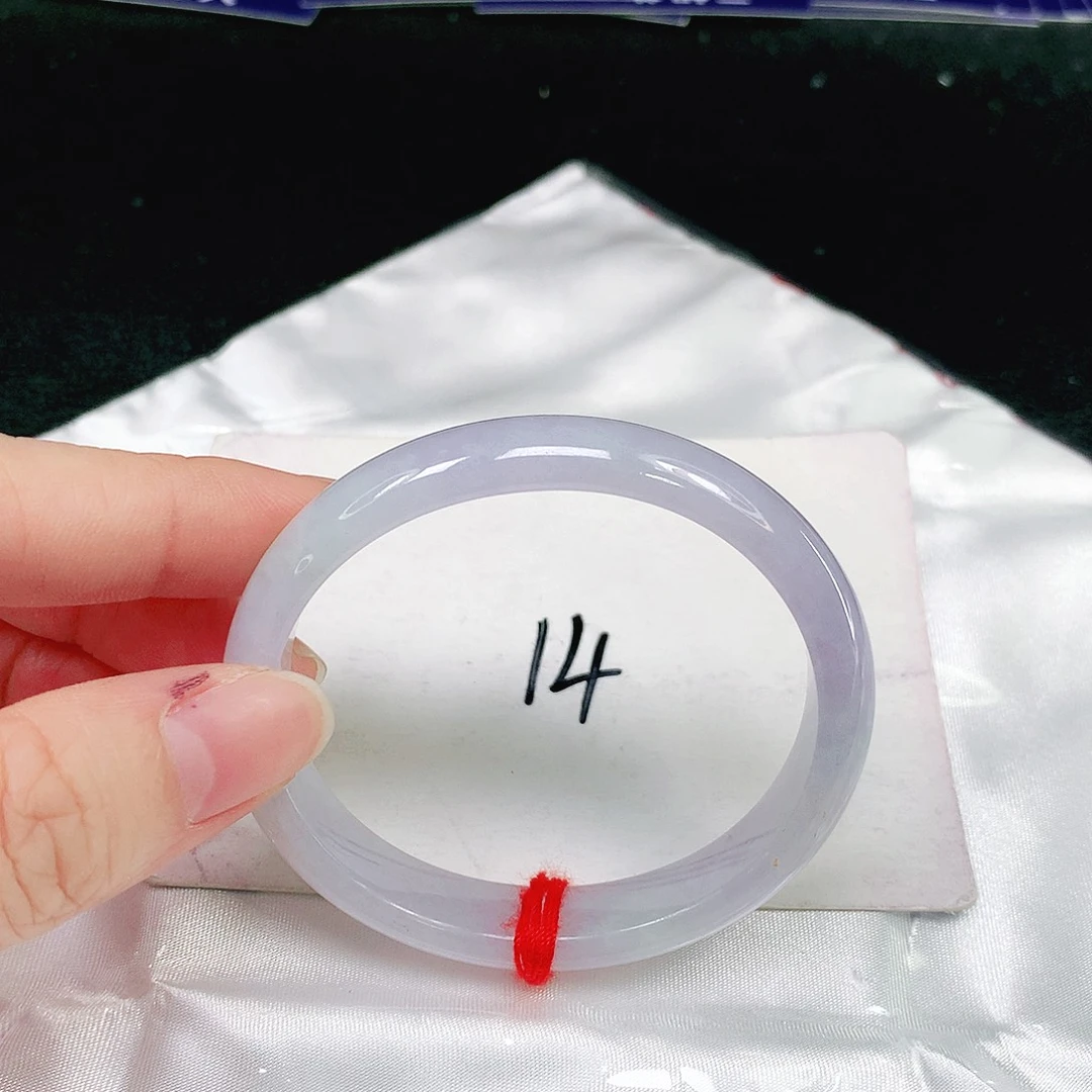 翡翠手镯（贵妃镯）未镶嵌