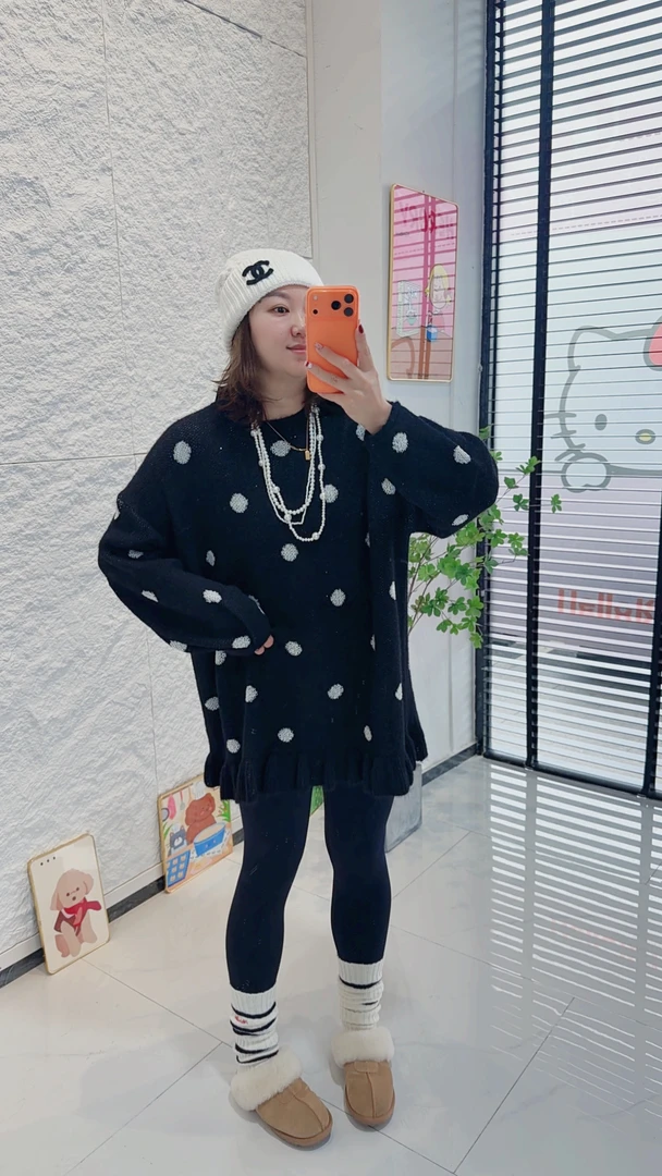 宽松百搭白点针织毛衣套头款女洋气毛针织衫圆领