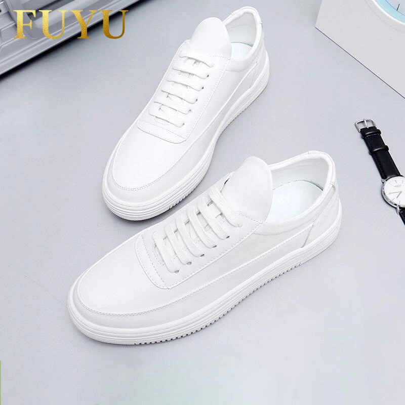 潮牌高档轻奢小白鞋男士秋季新款韩版时尚百搭厚底增高休闲板鞋