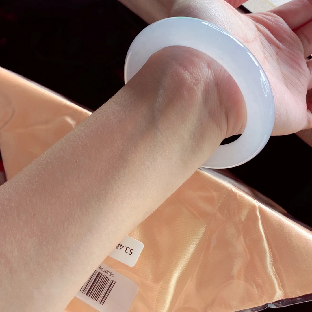 翡翠未镶嵌手镯53.4胖圆 冰润细腻白月光 灵