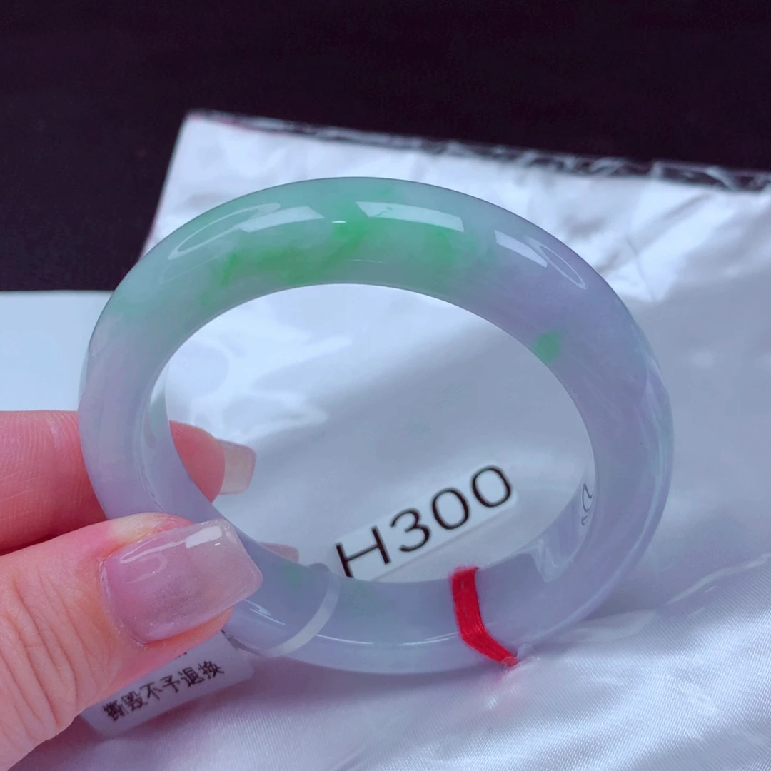 翡翠手镯未镶嵌手镯88