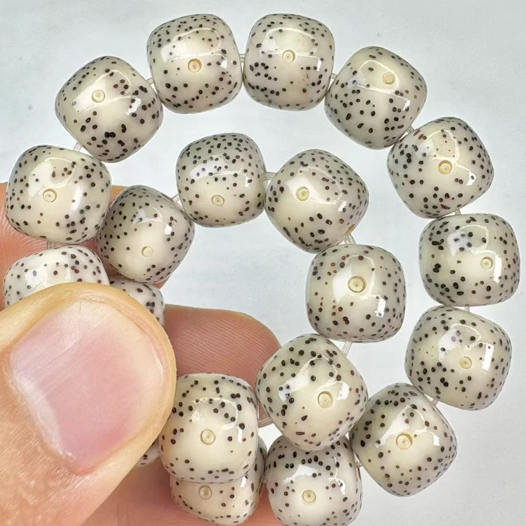 【黄金瞳大眼睛】白冰星月菩提10X11桶手串留白大油性高颜值炸裂