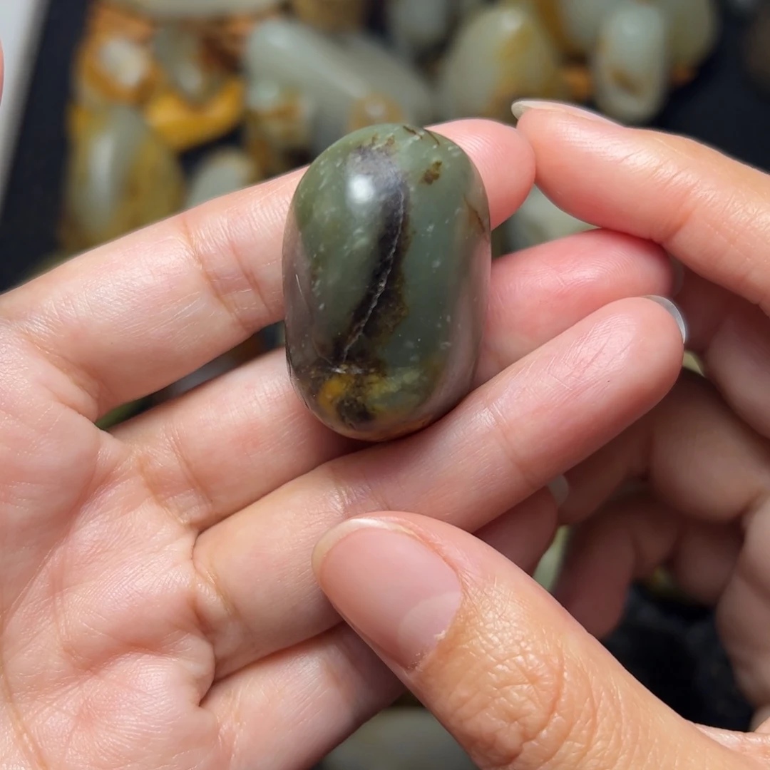 和田玉未镶嵌挂件A43