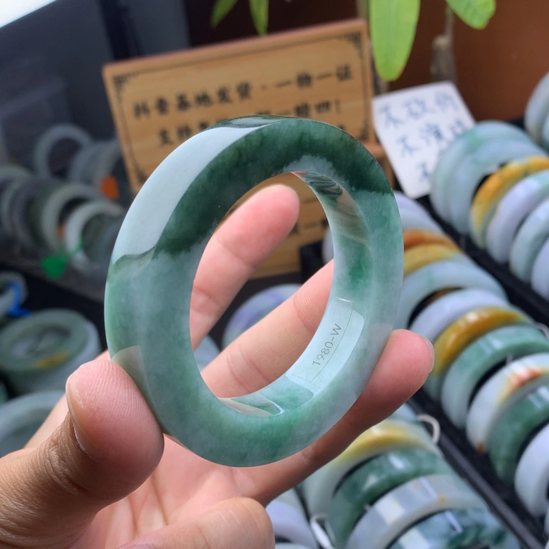 未镶嵌定制手镯定制翡翠定制手镯