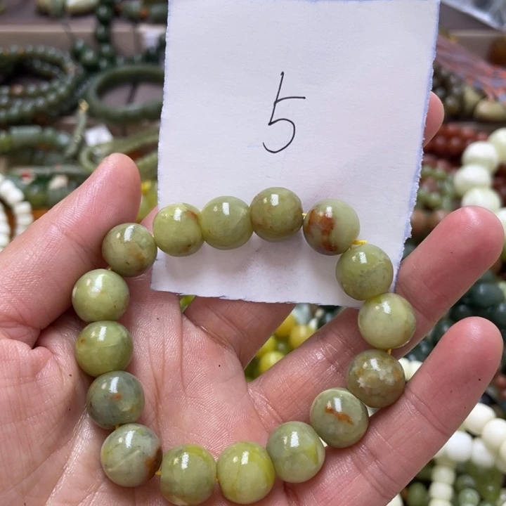 未镶嵌蛇纹石玉手链