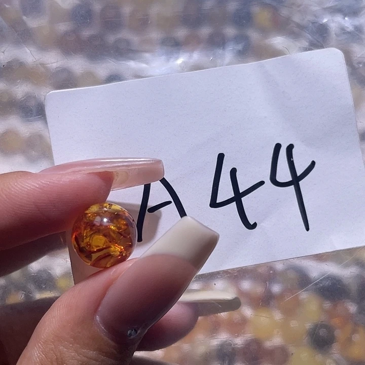 琥珀未镶嵌裸石11.3福利