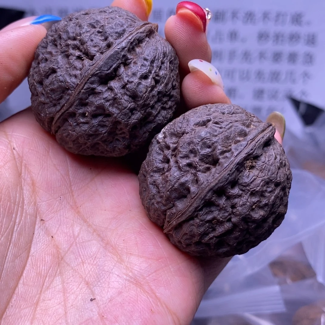 把件文玩核桃云南野生铁核桃15号41mm