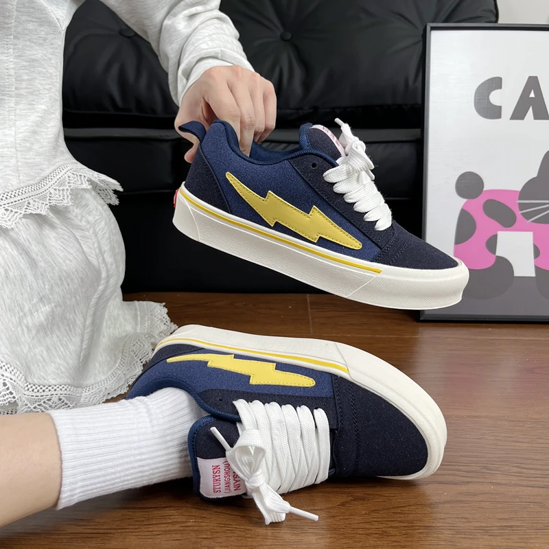 韩版小众街拍黄蓝色滑板面包鞋女ins潮运动休闲板鞋子2025秋新款