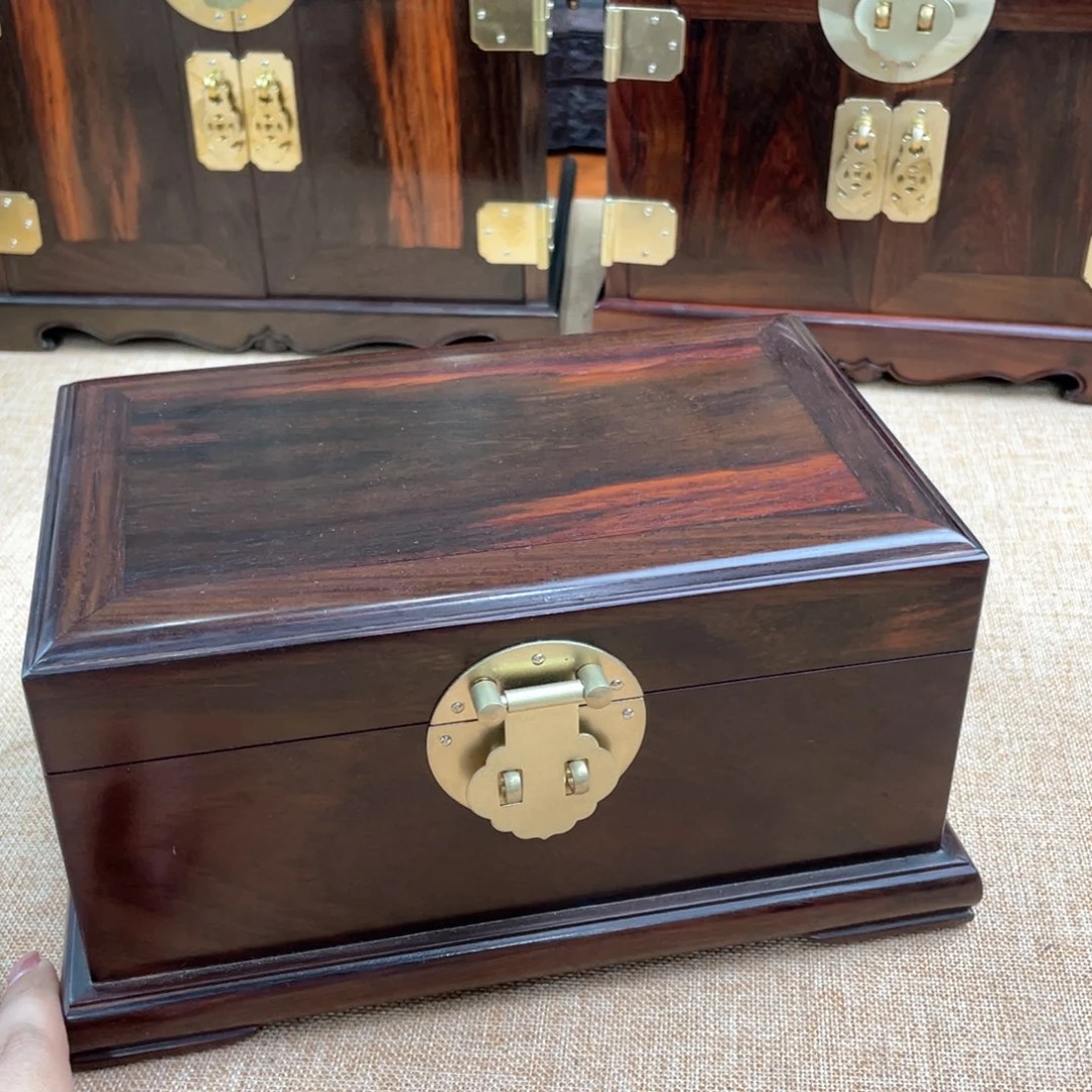 紫檀木类成套家具