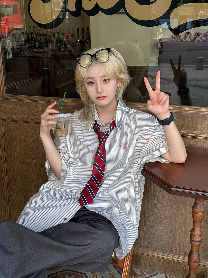 Goblin mode* 美式复古领带条纹学院风短袖衬衫小众刺绣短袖衬衣