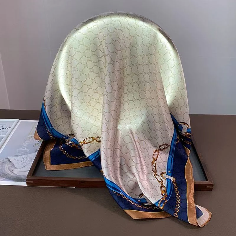 B28上海故事优雅气质风时尚百搭款式70*70女士环扣小巾-蓝方巾