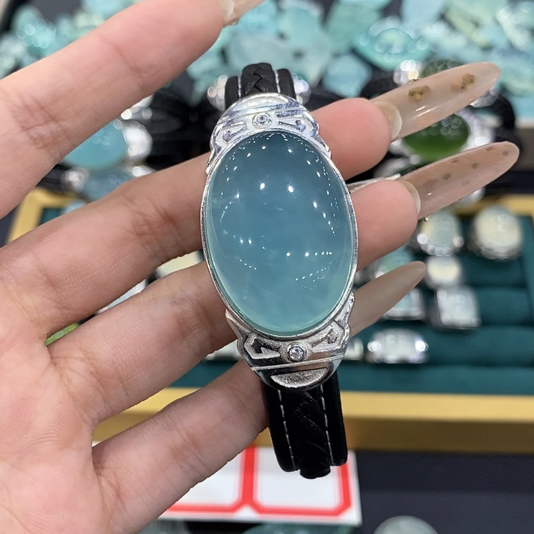 【闪购商品】蛇纹石玉手牌银S925镶嵌唐*