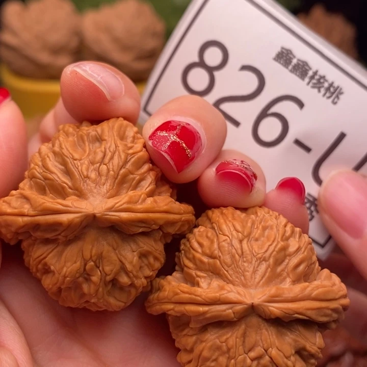 把件桃核白狮子37……