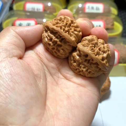 吊坠文玩核桃月***?太行龙纹