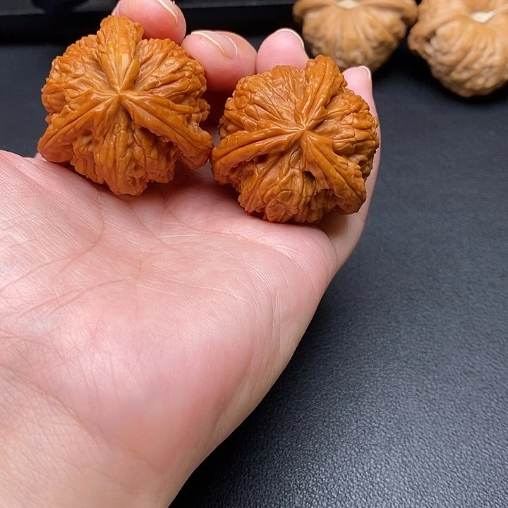 西***诗把件文玩核桃白奔