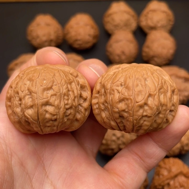 文玩核桃吊坠38尺乾隆磨