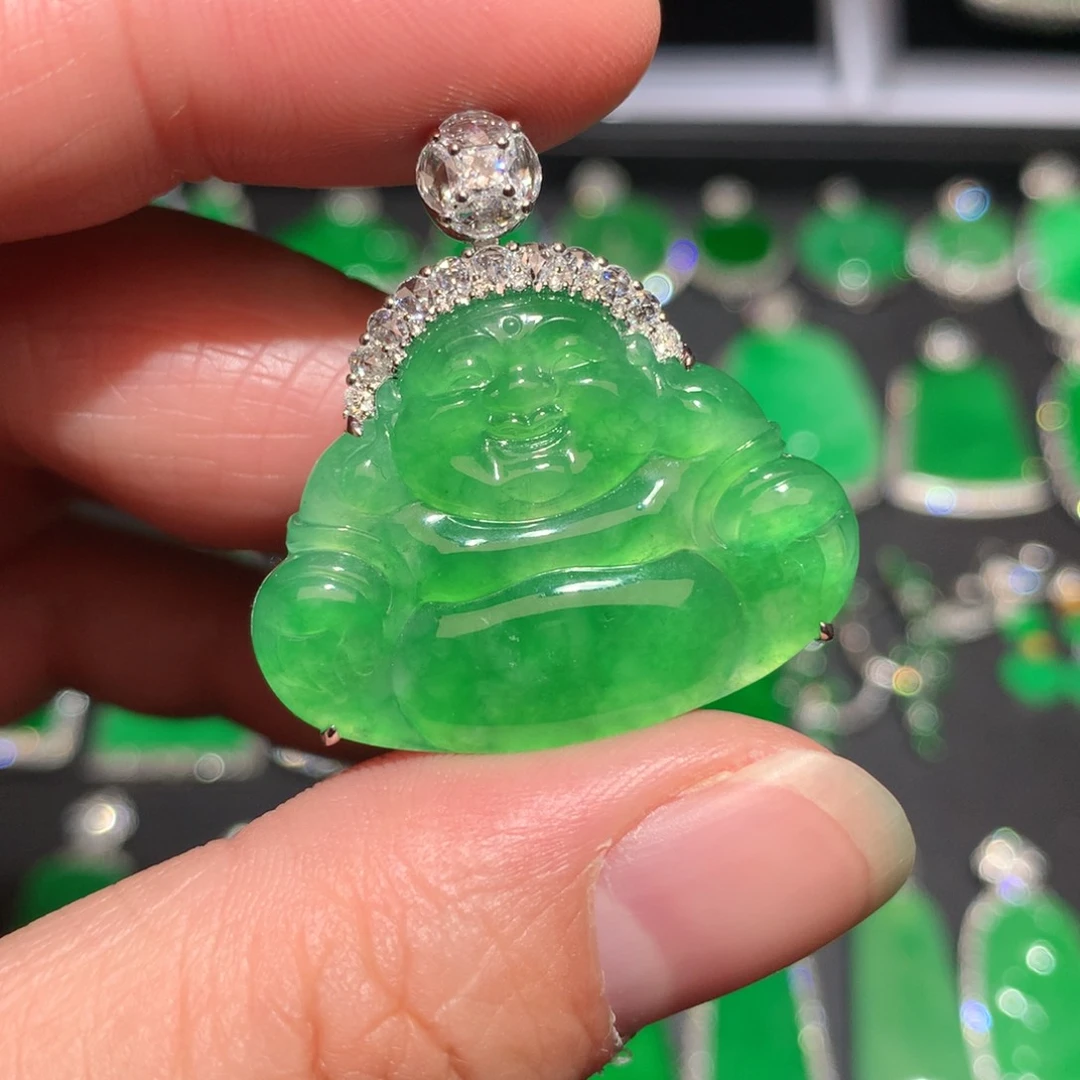 翡翠颈饰18K金镶嵌翡翠