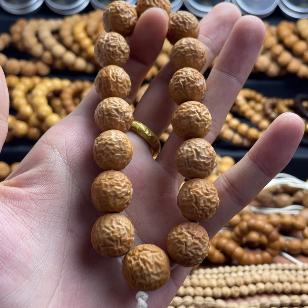 手串猴头核桃大枣