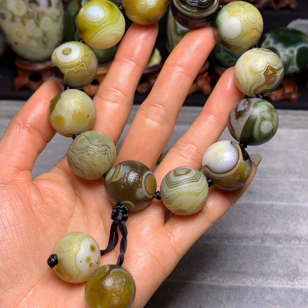 玛瑙/玉髓手串未镶嵌