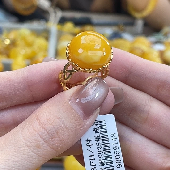 琥珀银S925镶嵌珠宝奇石琥珀蜜蜡J221