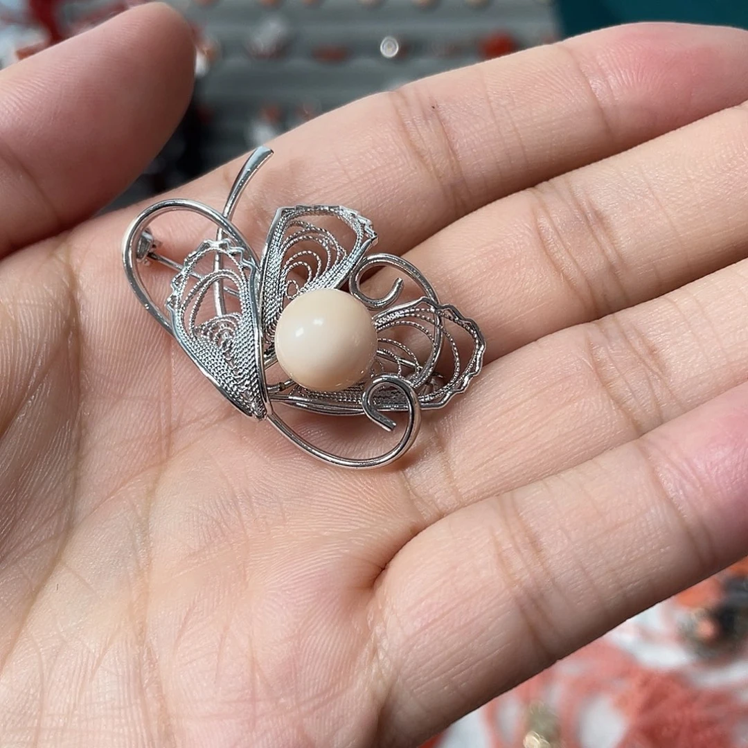 合金厚款10加珠子胸针