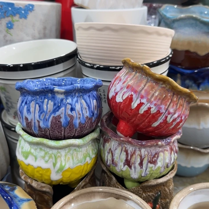 凑9块包邮，有孔，陶瓷花盆