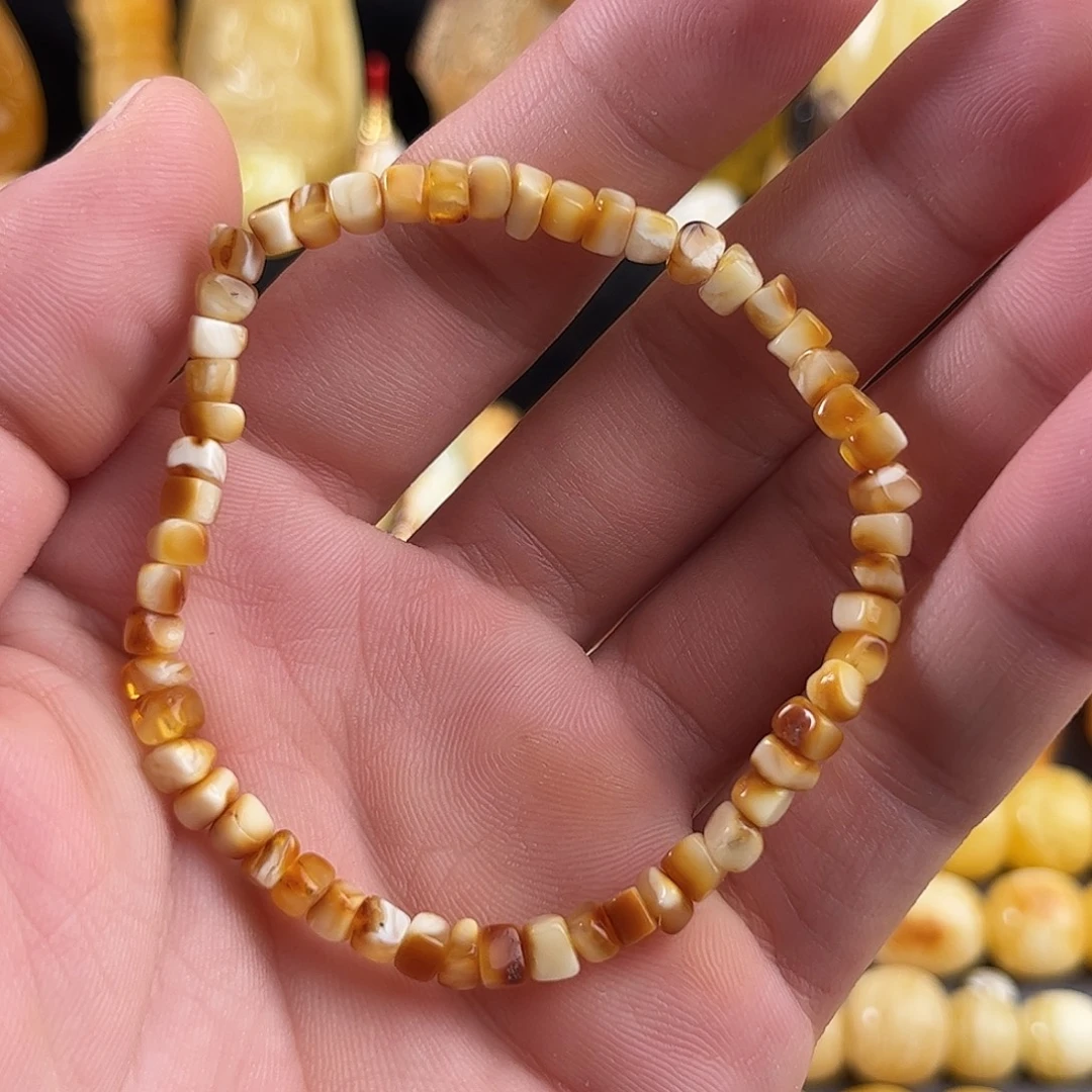 蜜蜡未镶嵌珠宝奇石