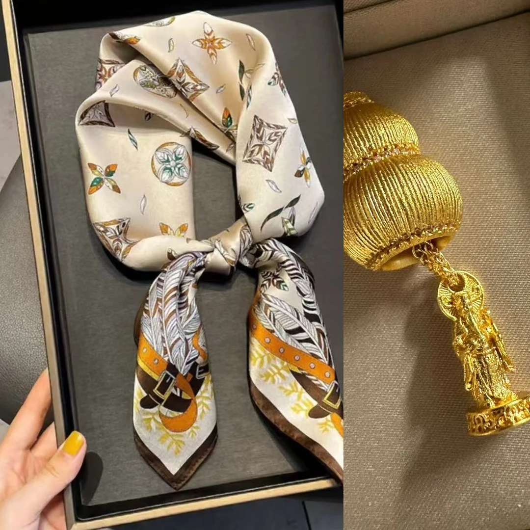 时尚-拉丝葫芦财神爷项链-丝巾