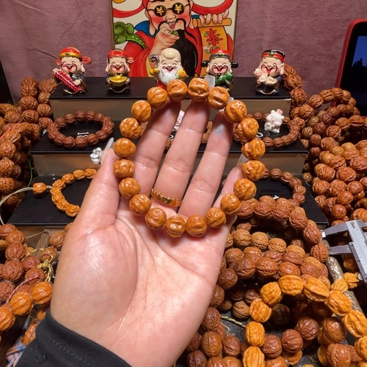 岳***雷手串文玩核桃精品