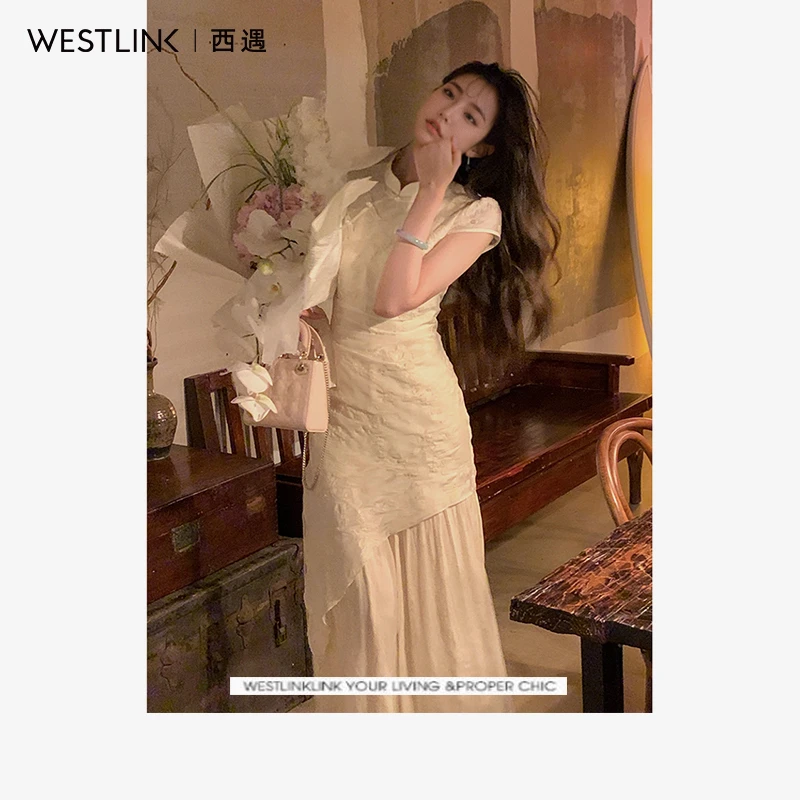 西遇新中式旗袍连衣裙女2025年春季新款杏色收腰盘扣拼接短袖长裙