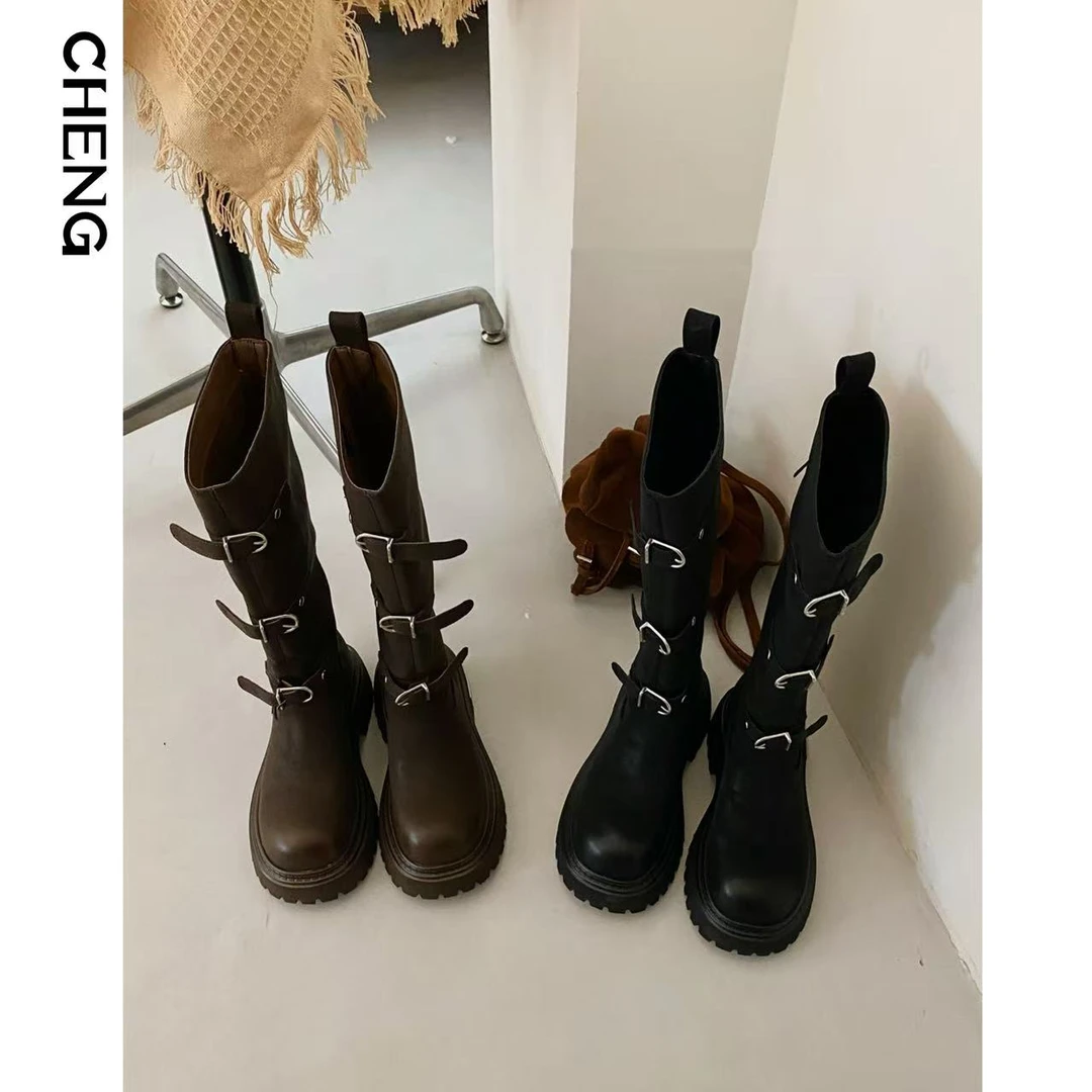 【程小姐女鞋】皮带扣增高时装瘦瘦靴/英伦秋冬时尚复古质感重工