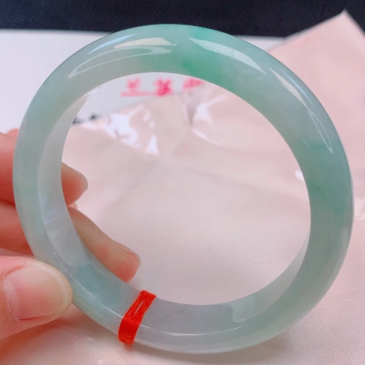 翡翠未镶嵌手镯60。61