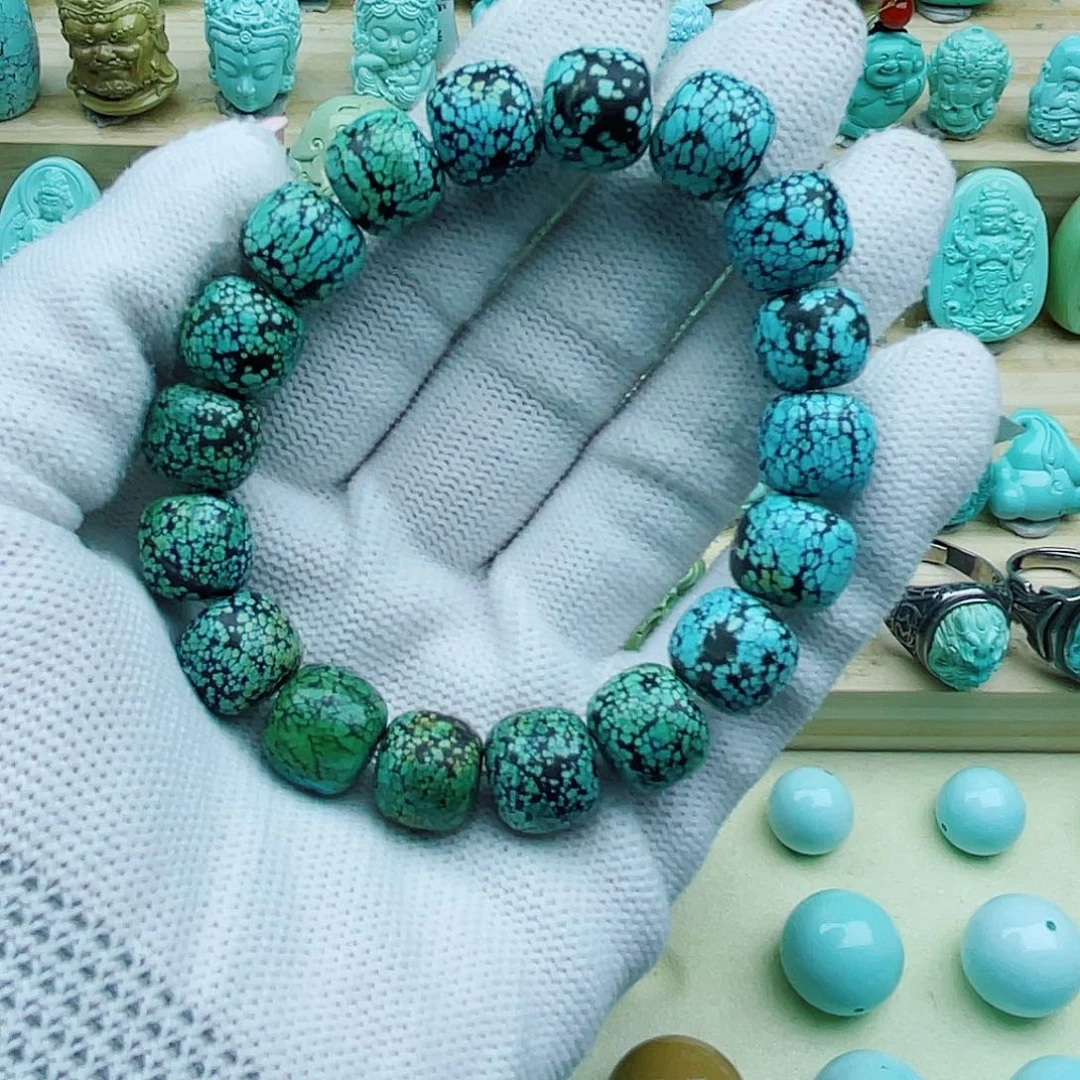 绿松石未镶嵌珠宝奇石