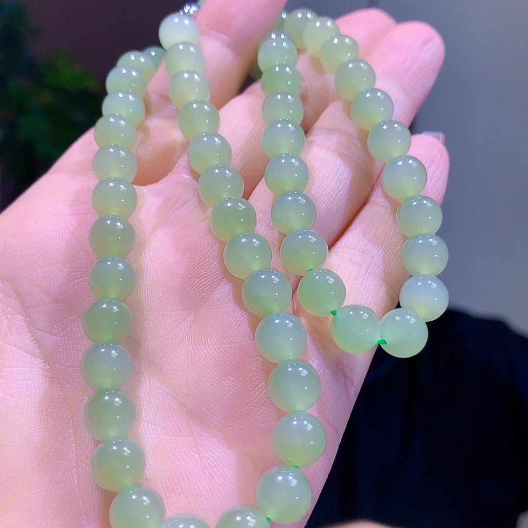 和田玉未镶嵌颈饰卡8