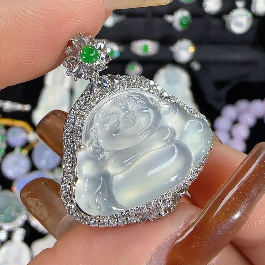 翡翠18K金镶嵌颈饰天然翡翠