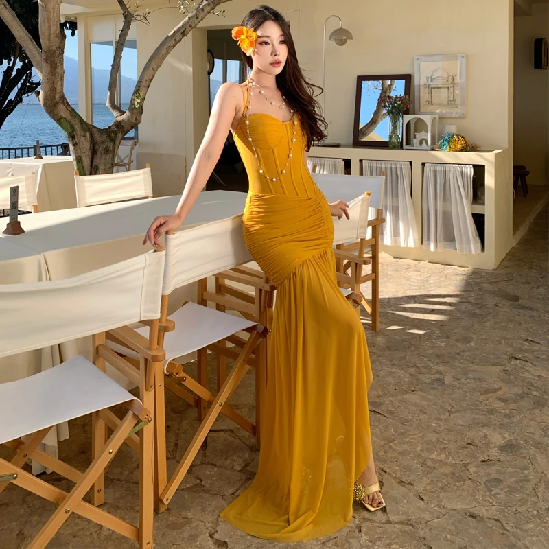 海边旅游鱼骨滚边网纱开叉裹胸度假吊带连衣裙生日礼服包臀长裙女