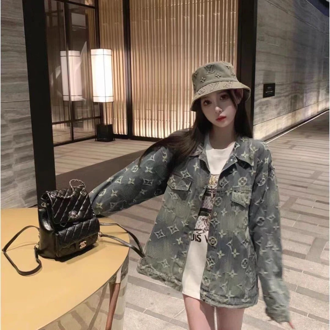 女装牛仔外套宽松显瘦美式复古设计感满印提花牛仔外套外套
