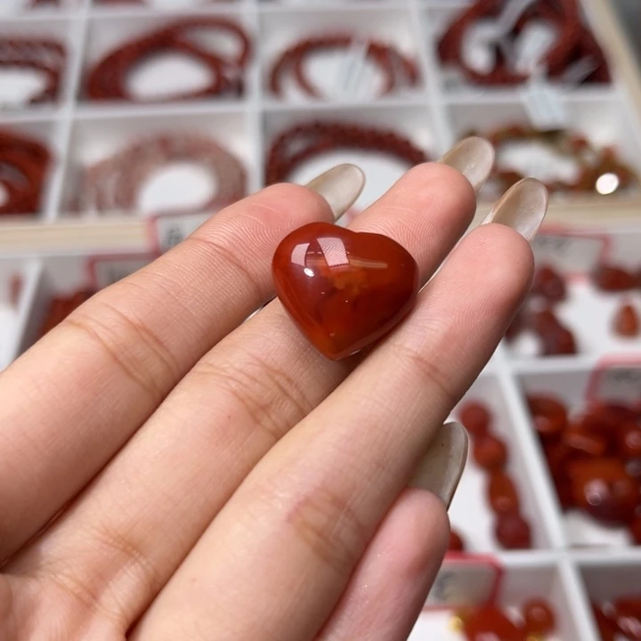 南红玛瑙未镶嵌颈饰满肉柿子红玫红双色爱心