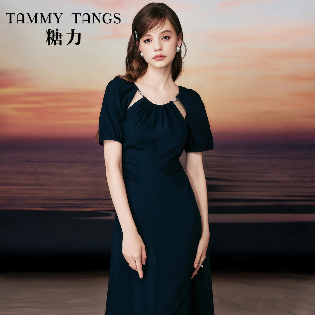 【老板娘夏天】 糖力松弛感钻链镂空绑带露背连衣裙中长款夏季