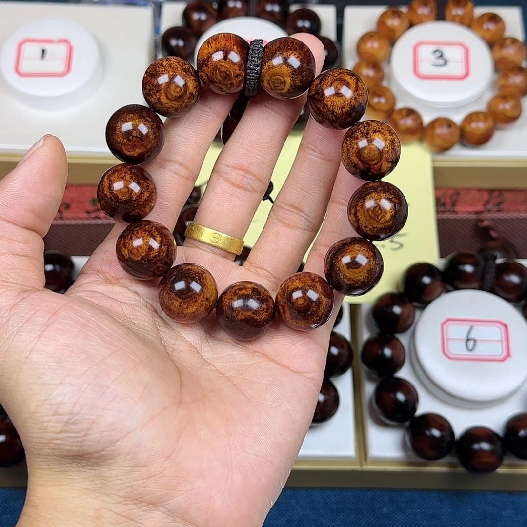 胜***代花梨木类黄花梨1.8