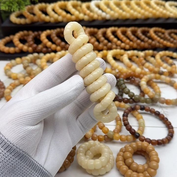 手串菩提根/象牙果卡9 精工 小肠 5年